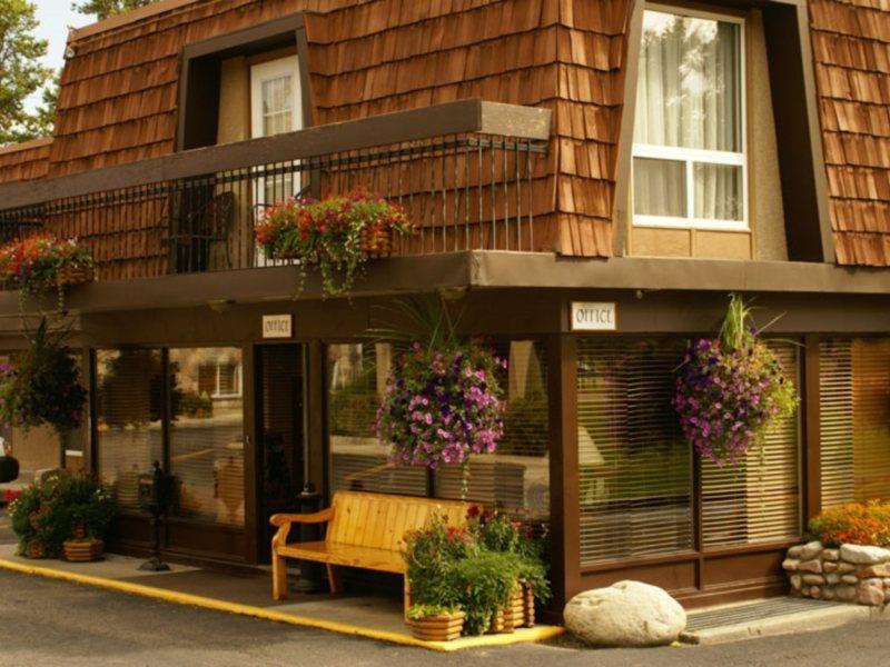 Hotel Tonquin